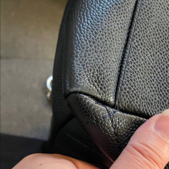 CHANEL Navy Quilted Leather Grand Shopping Tote with Interlocking CC - Picture 6 of 15